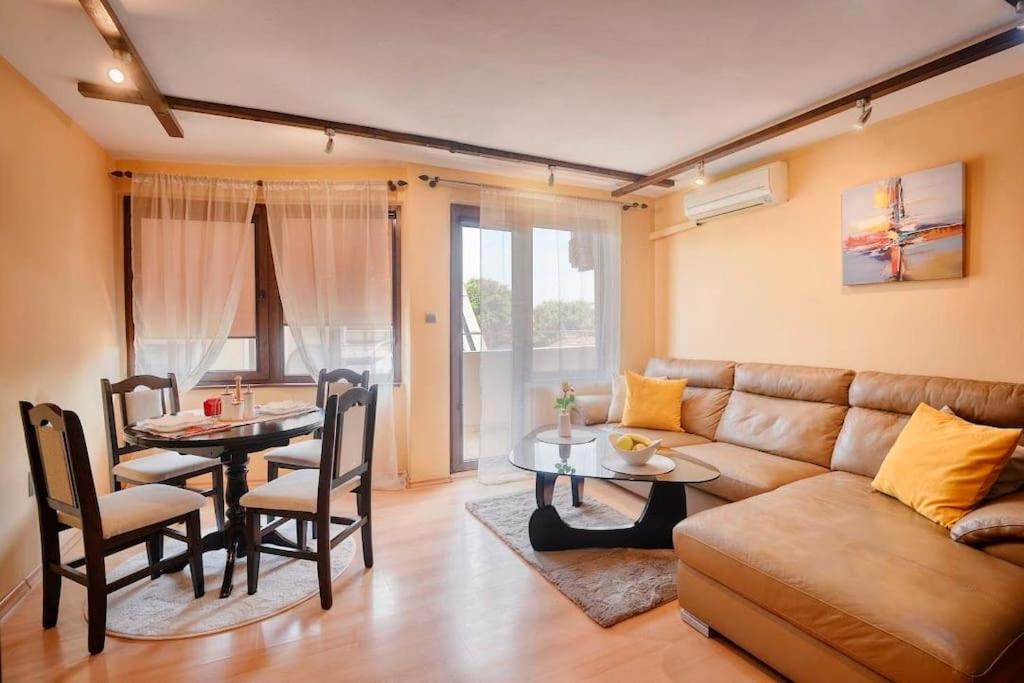 Next2Sea Apartment Varna Luaran gambar